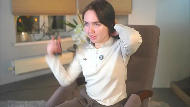 KatiePuig's cam snapshot