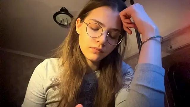 EdythRozier's cam snapshot