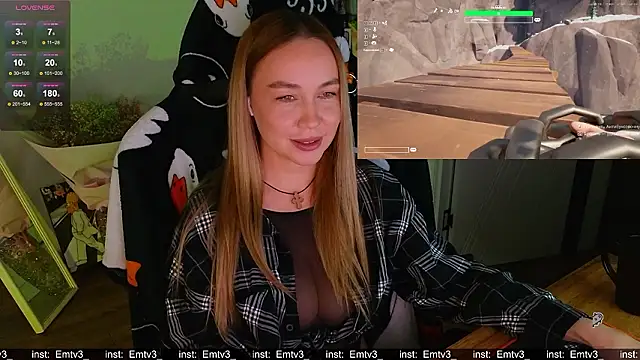 Emili1-'s cam snapshot