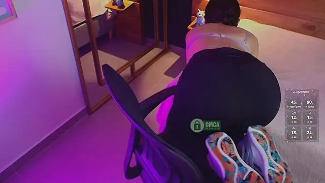 milena_kiitty live sex cam