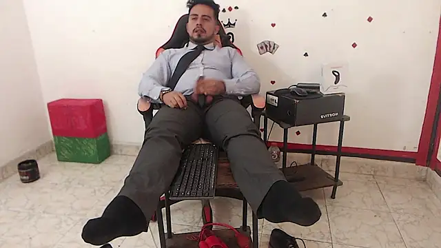 KalethBigDick live sex cam