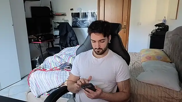 Al3xox02 live sex cam