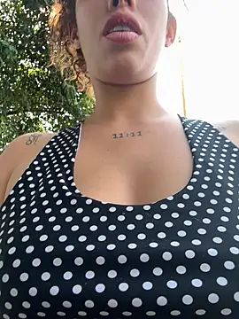 roxyrougee live sex cam