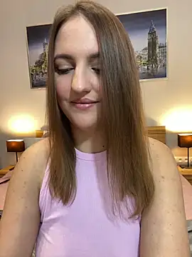 AliceDesmee's cam snapshot