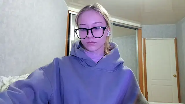 GlidedFill's cam snapshot