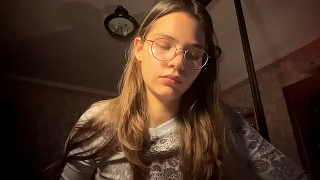 EdythRozier's cam snapshot