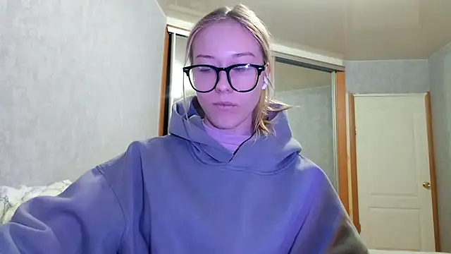 GlidedFill's cam snapshot