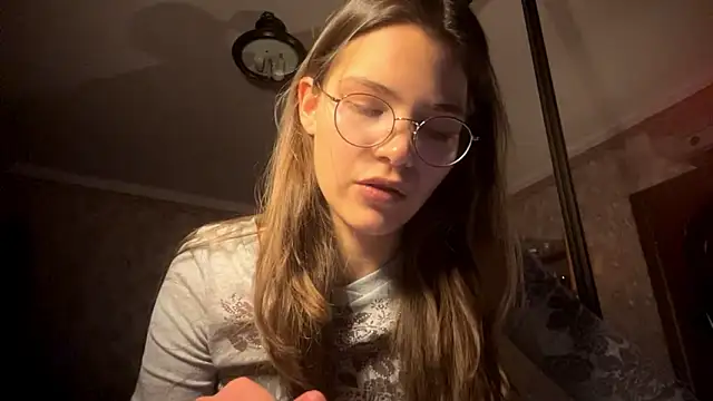 EdythRozier's cam snapshot