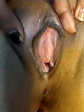 Sexy_dolls's cam snapshot