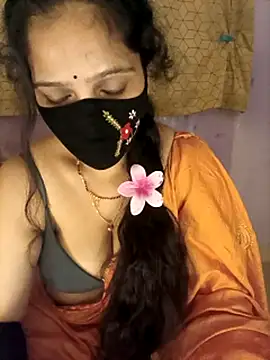 Rising_Smiler live sex cam