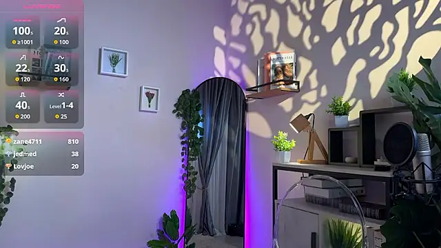 Julie_Rhodes's cam snapshot