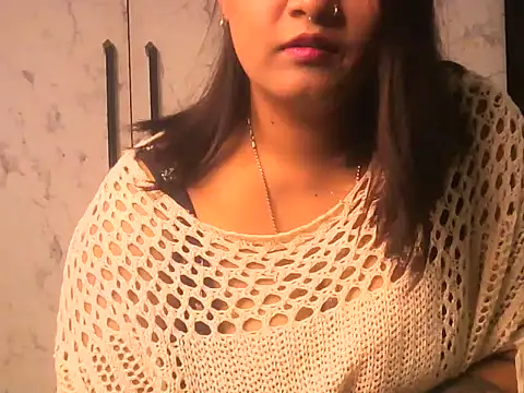 URs_RIYA's cam snapshot