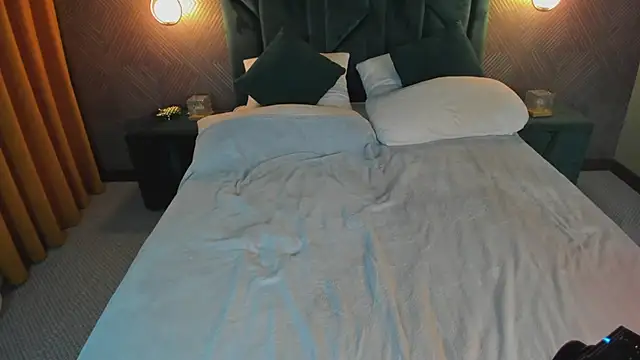 Chloee_White's cam snapshot