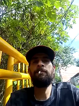 hairy_mannn's cam snapshot