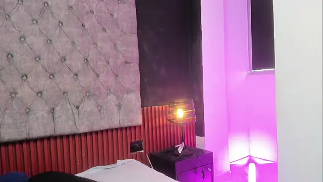 AntoniaSantos live sex cam