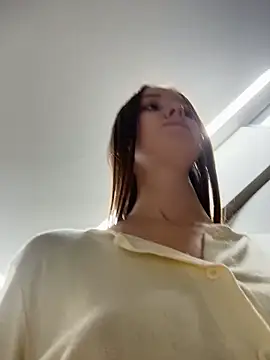 ElliRose live sex cam