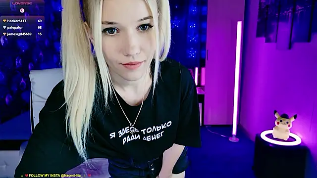 NaomiHita live sex cam