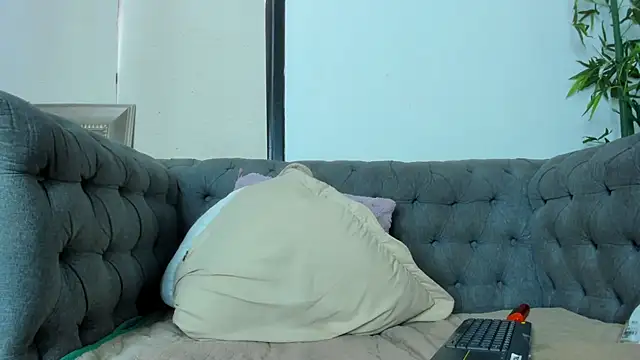 daviana_hill's cam snapshot