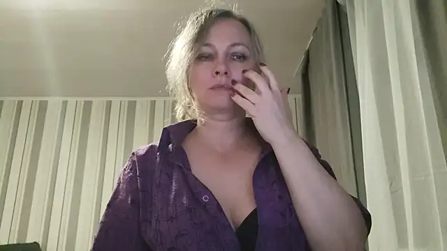 EdithManning live sex cam