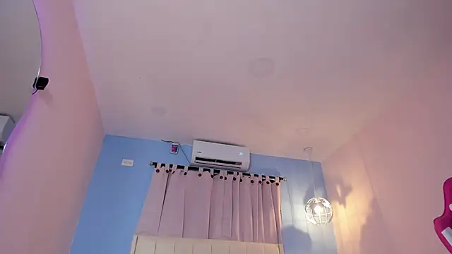 LOU_22_'s cam snapshot