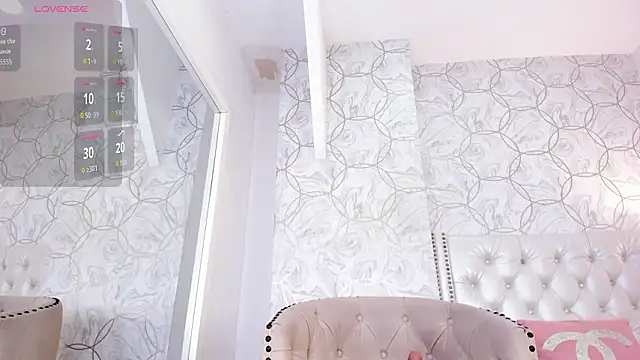 amara_rousse's cam snapshot