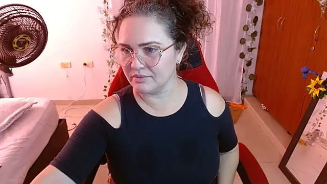 helenca43's cam snapshot