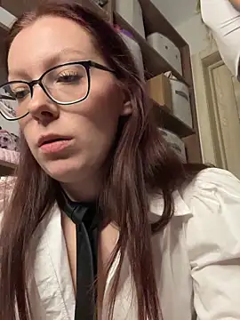 RussianGirls_'s cam snapshot