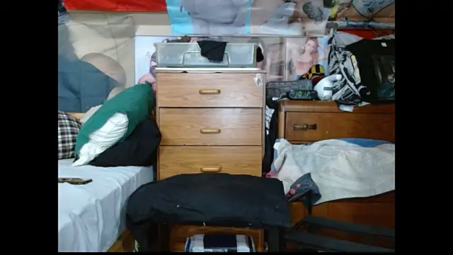 cosmicjones live sex cam