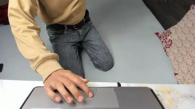 Dever_Bhabhi_'s cam snapshot