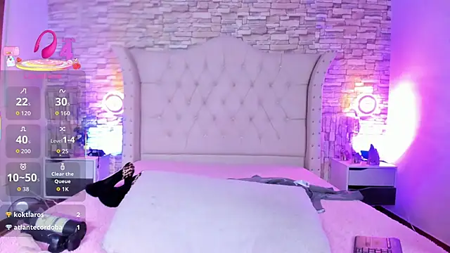 Gina_Myers live sex cam