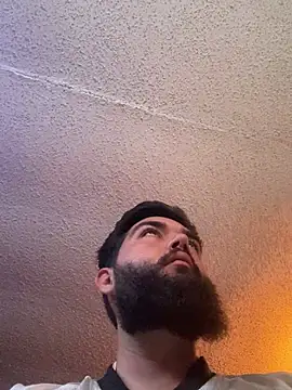 bigdickgio6923 live sex cam