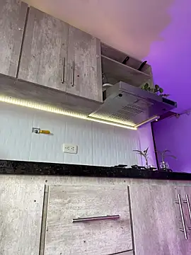 Ary_Coral555 live sex cam