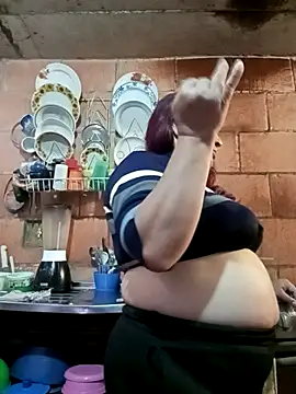 isis_milove's cam snapshot