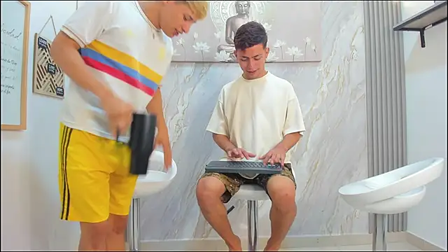 VERY_HOT_GUYS live sex cam