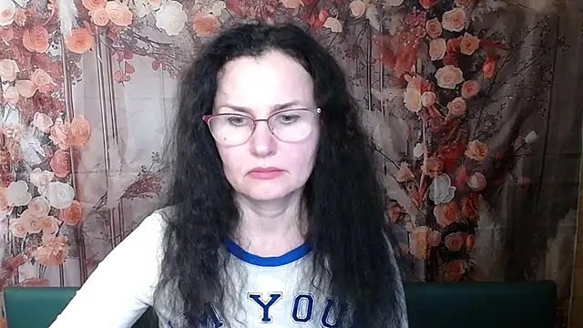 Miroslava_Happi's cam snapshot