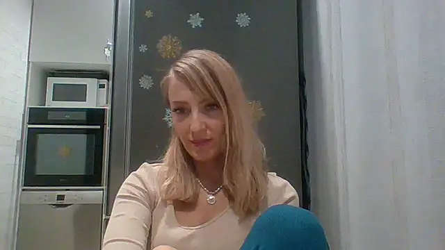 Vexxaa's cam snapshot