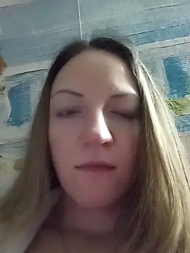 KattyLuuu's cam snapshot