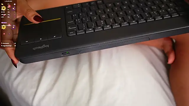 Camilaperson live sex cam