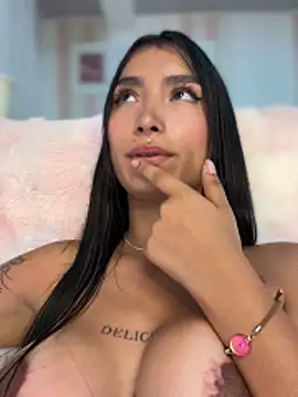Milena-1 live sex cam