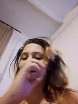 Themaskedgirl21 live sex cam