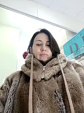 Luna_7777 live sex cam