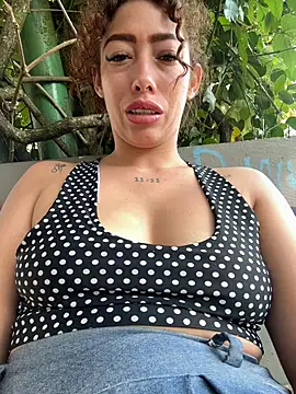 roxyrougee live sex cam