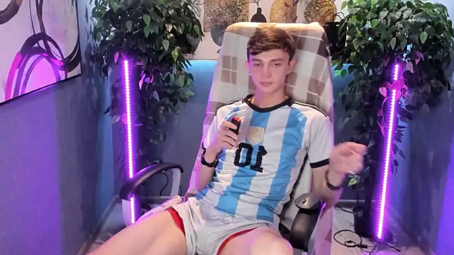 John_Weasley live sex cam