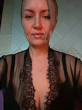 RainyAngel17's cam snapshot