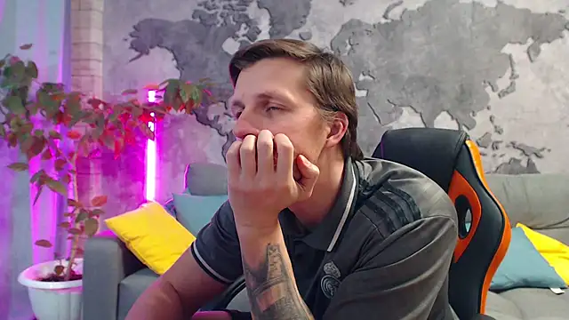 VikingChrisss live sex cam