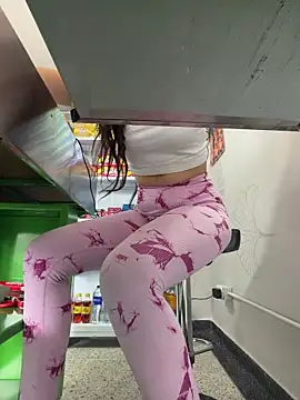 LittleDoll___'s cam snapshot