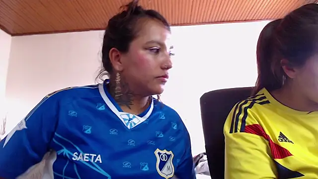 sharon_and_sharit live sex cam