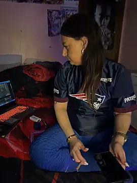 Milfshortcakes's cam snapshot