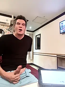 twitshe's cam snapshot