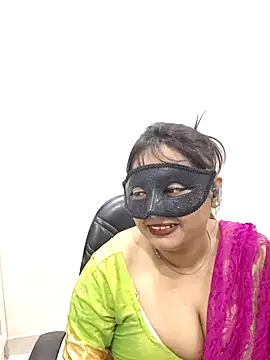 Cute-richa1 live sex cam